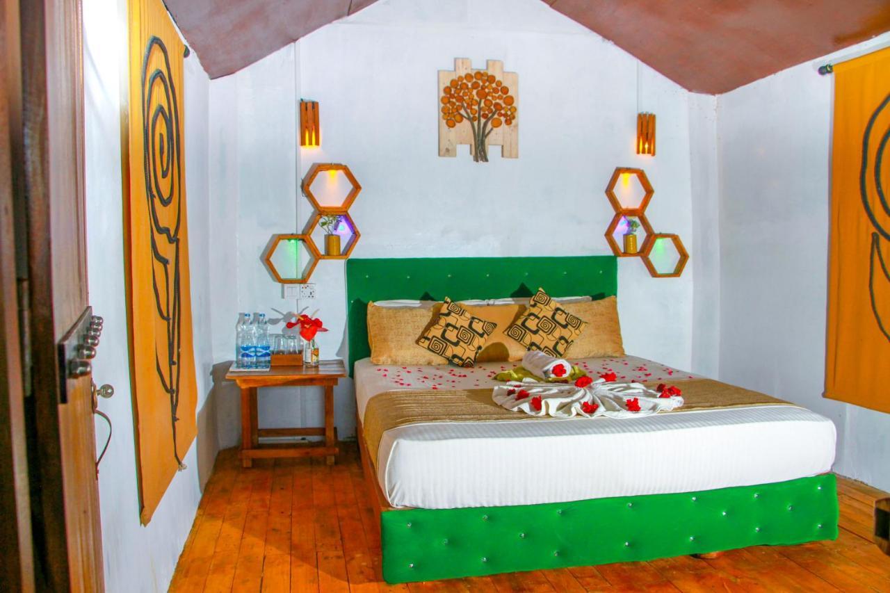 Experience The Comforts Of An Amazing Treehouse Sigiriya Buitenkant foto