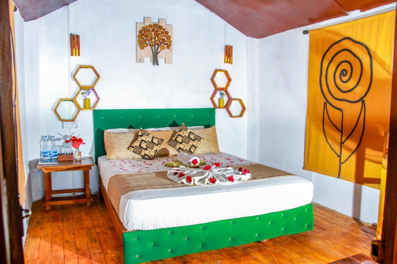 Experience The Comforts Of An Amazing Treehouse Sigiriya Buitenkant foto